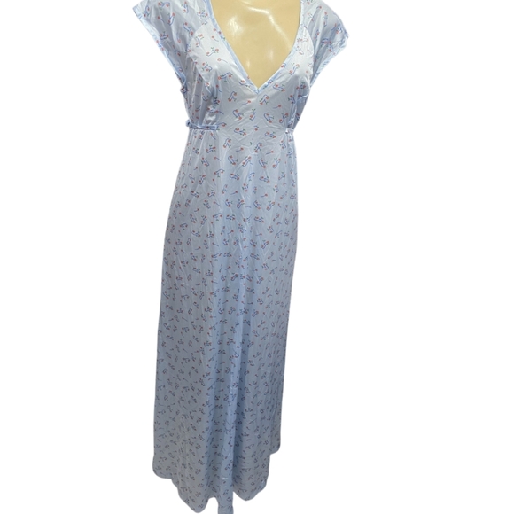 vassarette Other - Vintage Vassarette Nightgown Long Maxi Light Blue Floral Nylon Size S